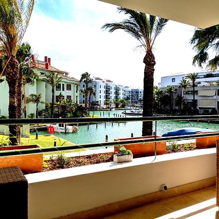 Polo Royale Waterfront Luxury Apt - 3 Terraces And Pool ソトグランデ エクステリア 写真
