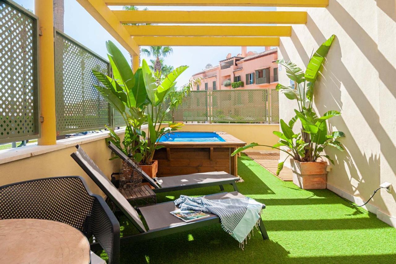 Polo Royale Waterfront Luxury Apt - 3 Terraces And Pool ソトグランデ エクステリア 写真