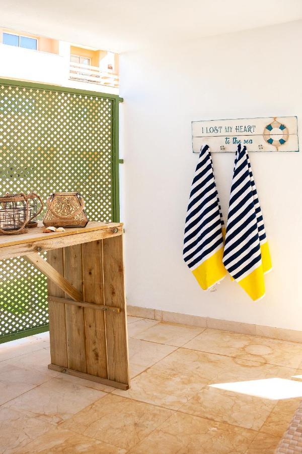 Polo Royale Waterfront Luxury Apt - 3 Terraces And Pool ソトグランデ エクステリア 写真